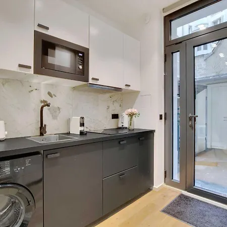 Authentic - 2br - 6p - Moulin Rouge Appartement *
